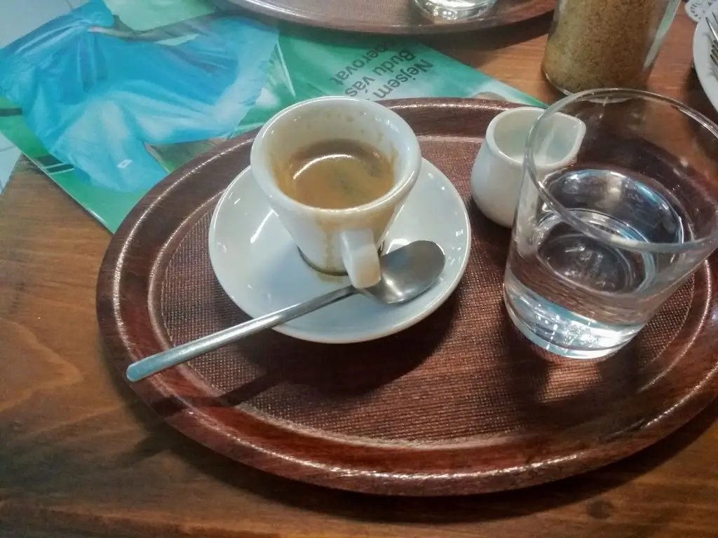 Menu_Cafe with three cats_Horní Planá_immagine_2