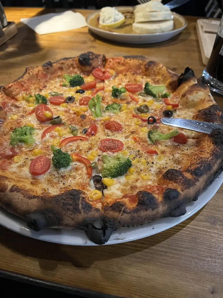 Müge Salihoğlu_Restaurace Fabrica_Liberec_review