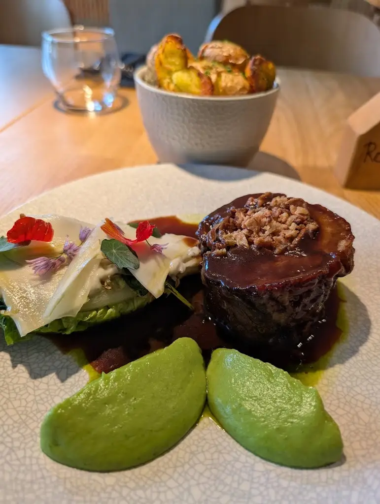 Andrei Bozantan_Nakraji Liberec_Liberec_review