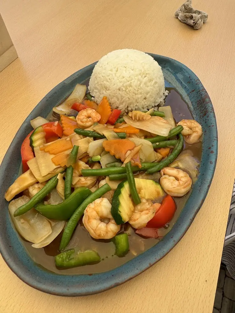 Haleemah Bu Farah_Bistro Sapa_Liberec_review