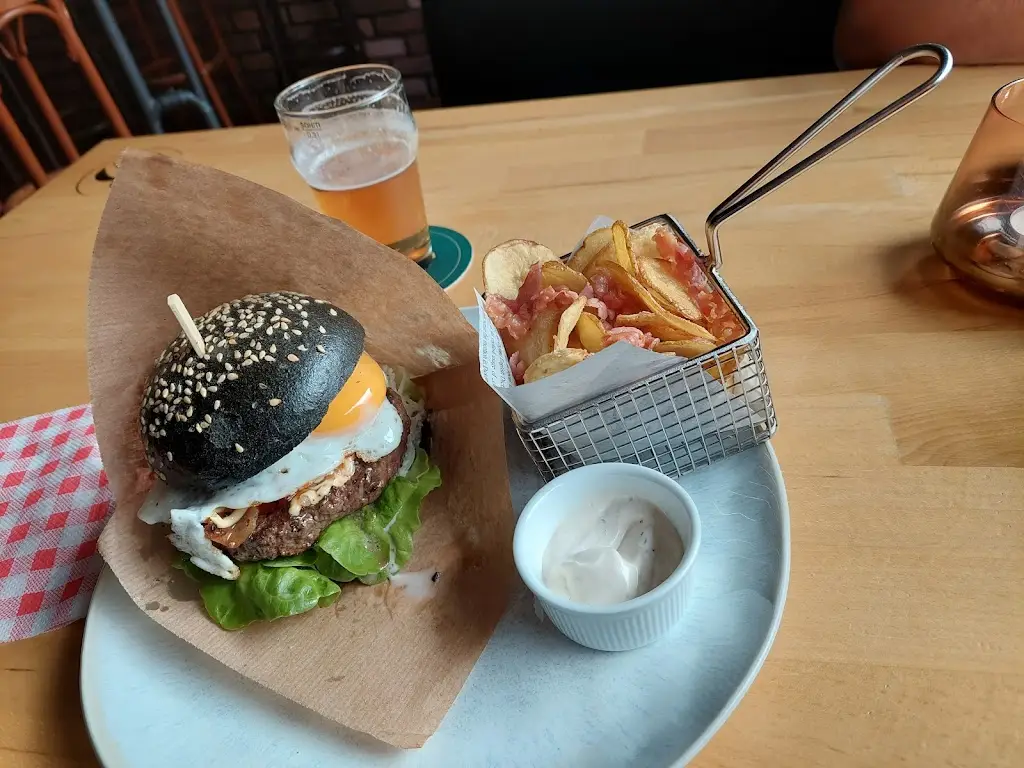 Koba Grrr_Barvírna Craft Beer & Burgers_Liberec_review