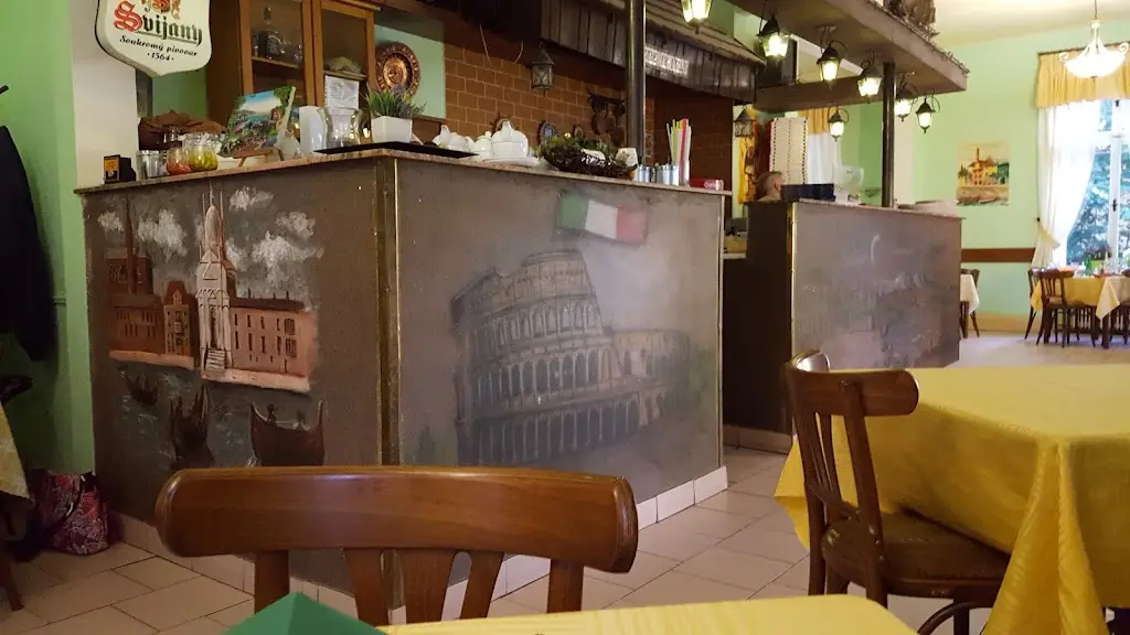 monica pronzini_Pizzeria Made in Italy_Liberec_review