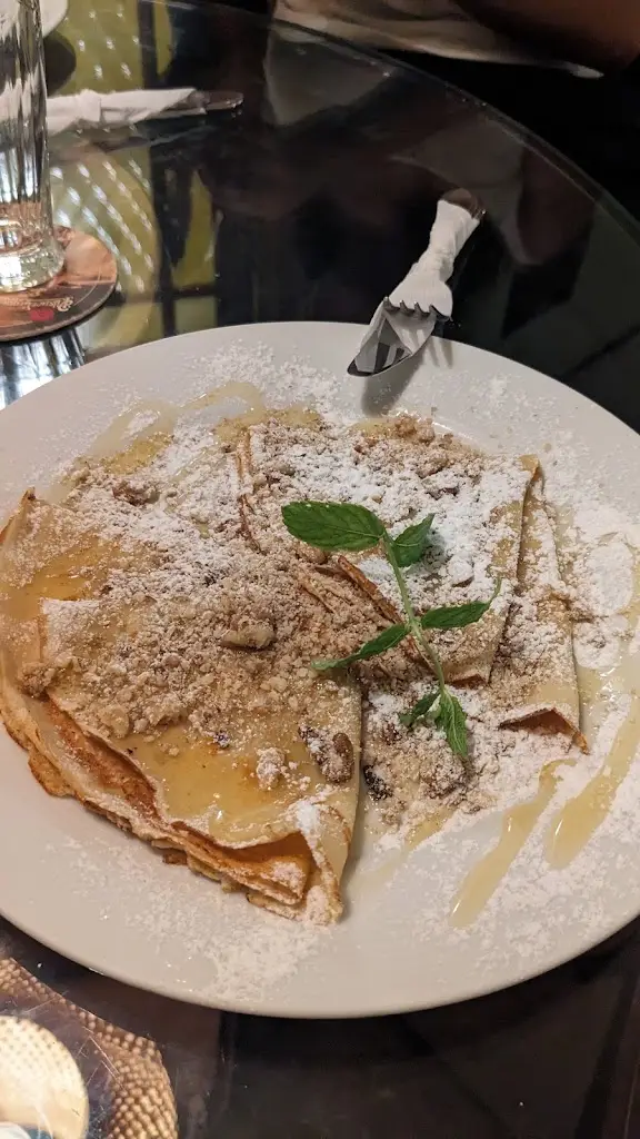 Yifat Melamed_Pizzeria Pietro Tomasso_Malá Skála_review