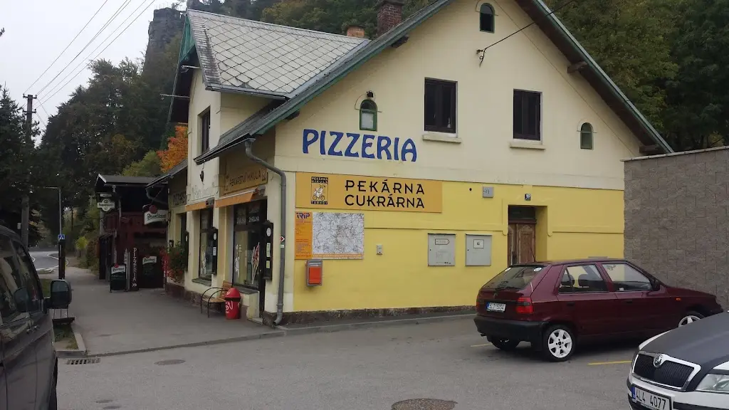 Pizzeria Pietro Tomasso ristorante a Malá Skála