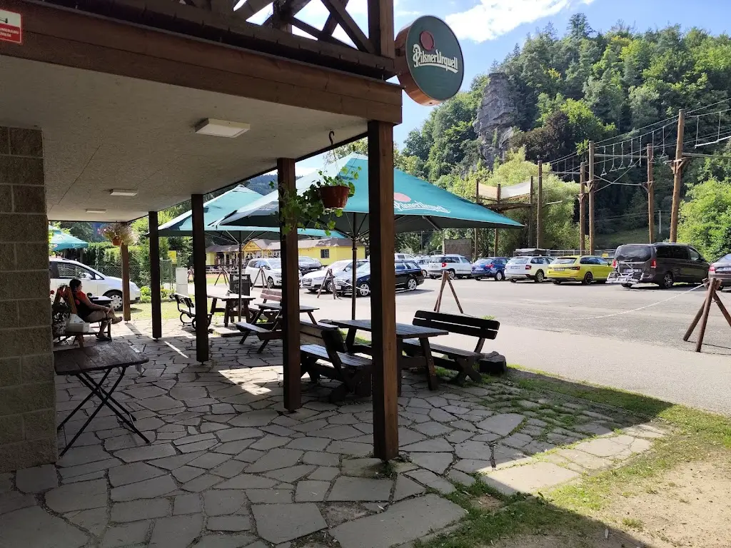 Bistro Pramen_Malá Skála_slider_image_2