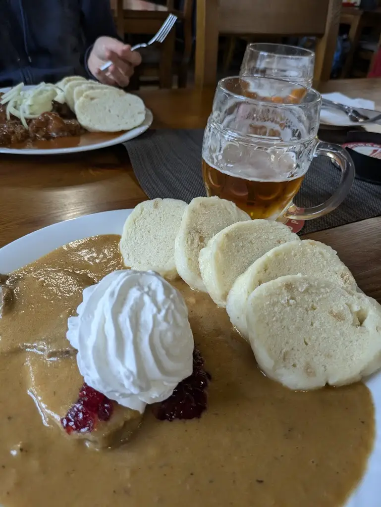 Tomek Longin Hoffmann_Martinské Údolí Restaurant_Kořenov_review