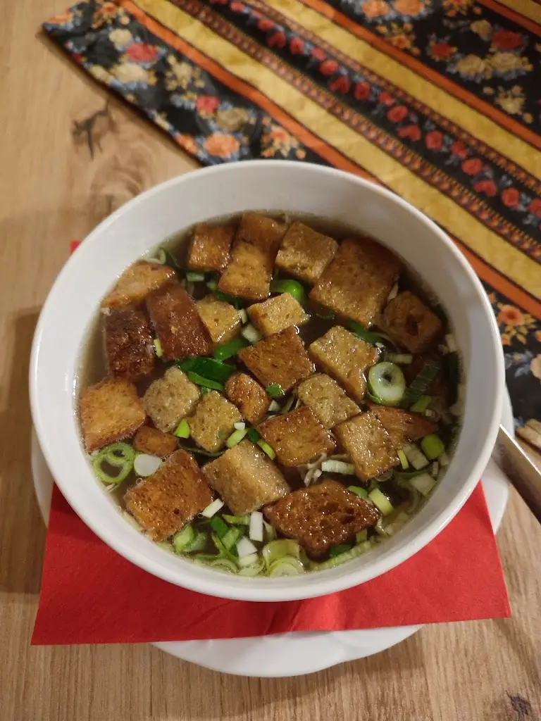 Misha Michaela Koutná_RESTAURACE ADRIA_Kořenov_review