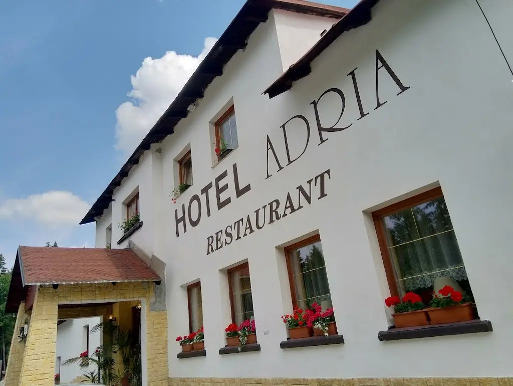 RESTAURACE ADRIA_Kořenov_slider_image_1