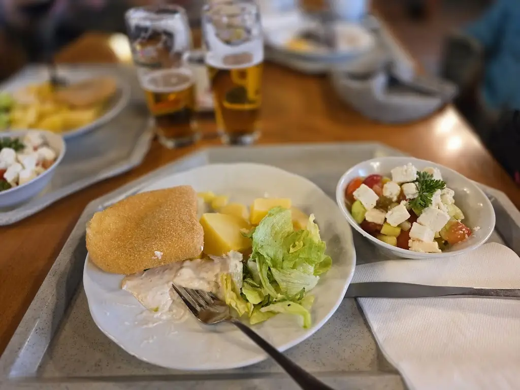 Marcin Haw_Pyramida_Kořenov_review