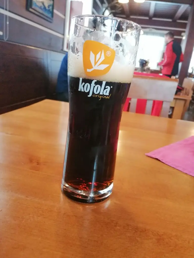 Paweł Radziszewski_Pyramida_Kořenov_review