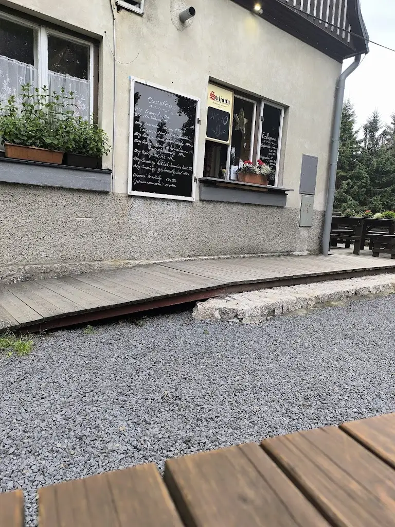 Milan Tarzan Hába_Cottage Star_Kořenov_review