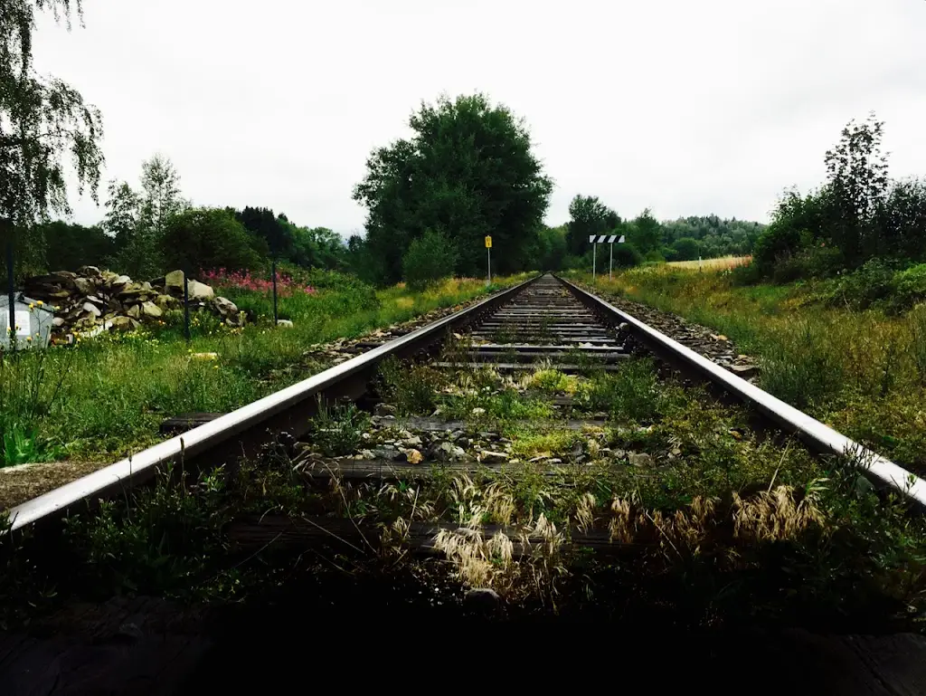 Peter Schoene_Autokemp Karlovy Dvory II_Horní Planá_review