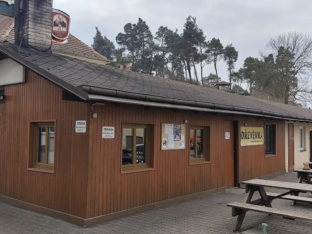 Michaela_Restaurace Dřevěnka Mimoň_Mimoň_recensione
