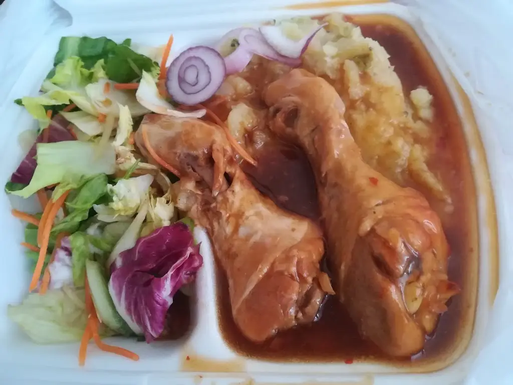 Simona_bufet Luky_Mimoň_review