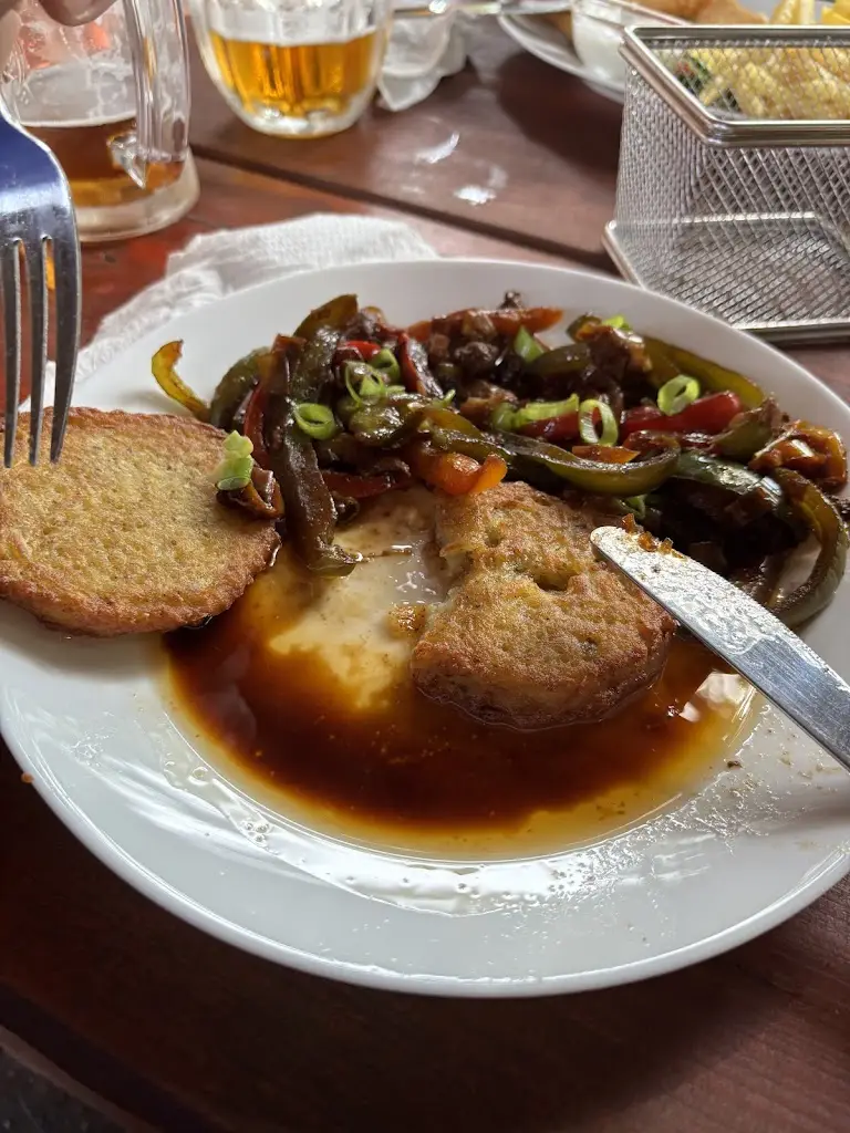 Václav Manych_Restaurace Country Saloon_Mimoň_review