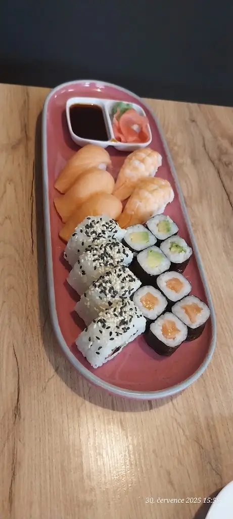 ha anh quan bistro_Mimoň_slider_image_3