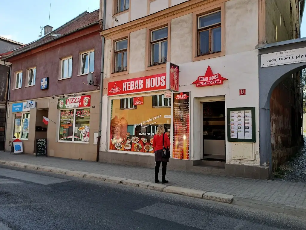 Kebab House Bone´ma Mimoň ristorante a Mimoň