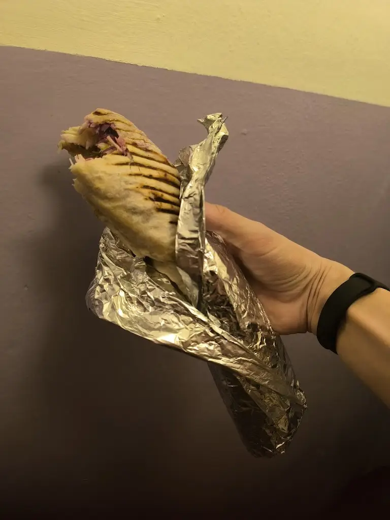 Jan Kmetík_Miro Kebab Mimoň_Mimoň_review