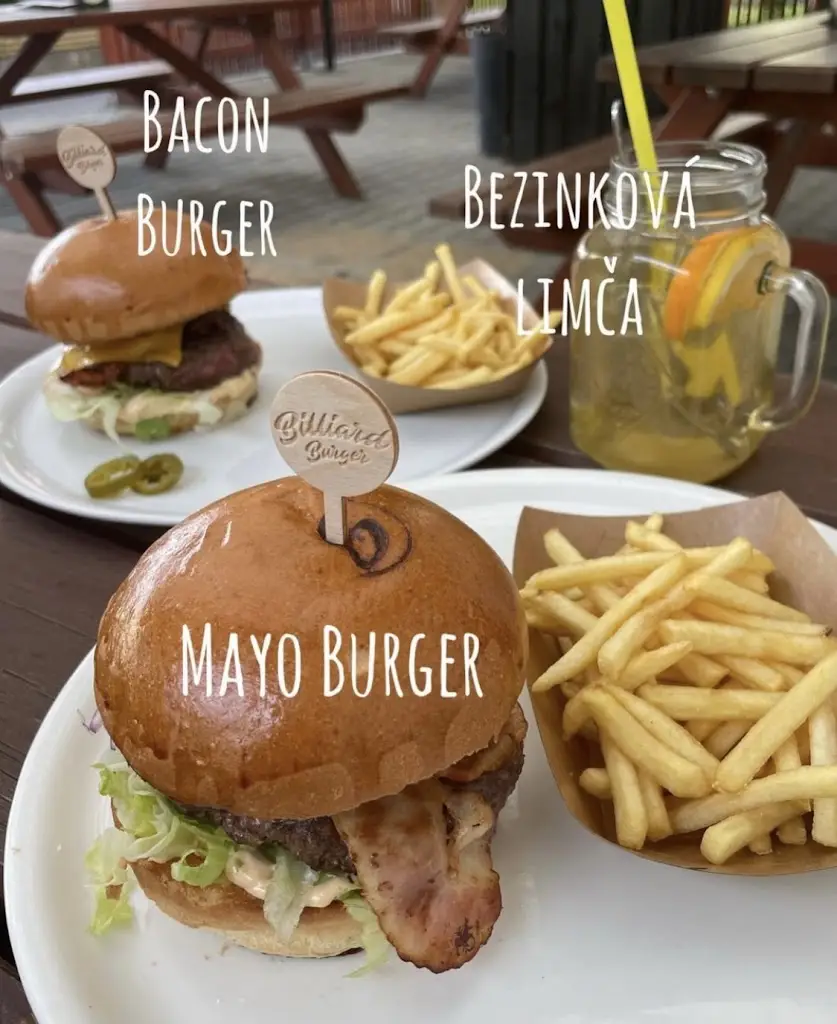 Billiard Burger_Mimoň_slider_image_3