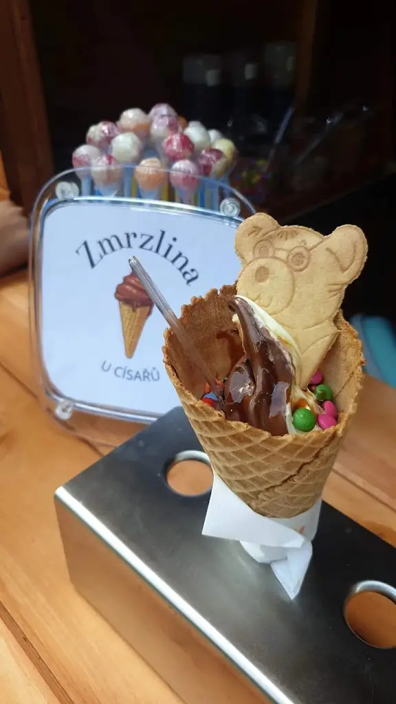 Denisa Martínková_Zmrzlina U Císařů_Mimoň_review