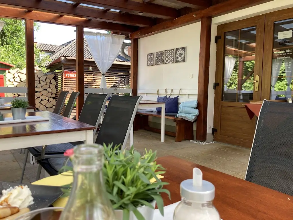 Piotr Szeroki_The Fortuna Inn_Nový Bor_review