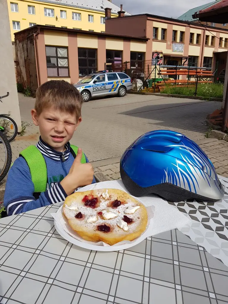 Pizza Burger_Nové Město pod Smrkem_slider_image_3