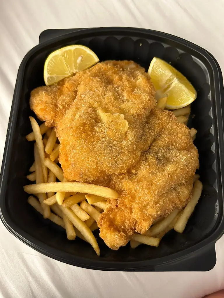 Ivo Krastin_Krmelec u Tomyho_Horní Planá_review