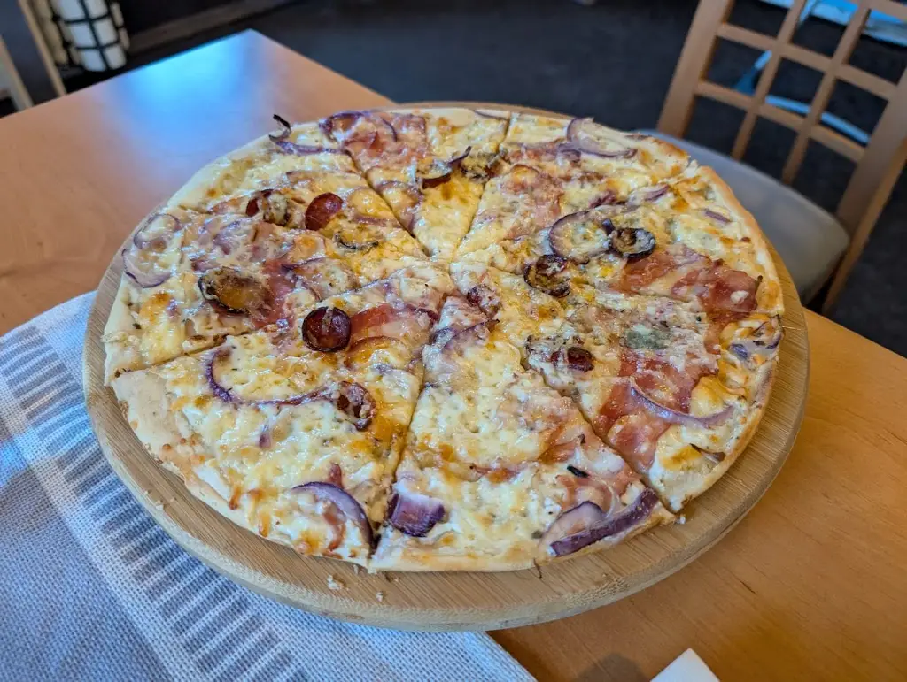 Krmelec u Tomyho_Horní Planá_slider_image_1