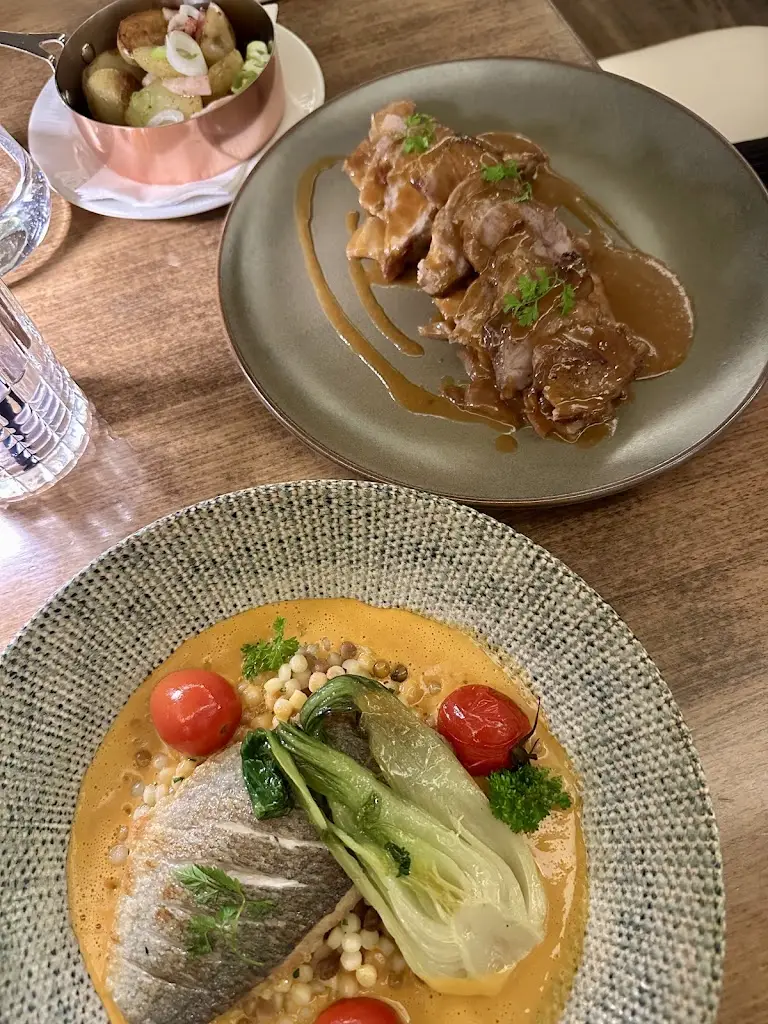 Tereza Černá_La Terasa_Mníšek_review