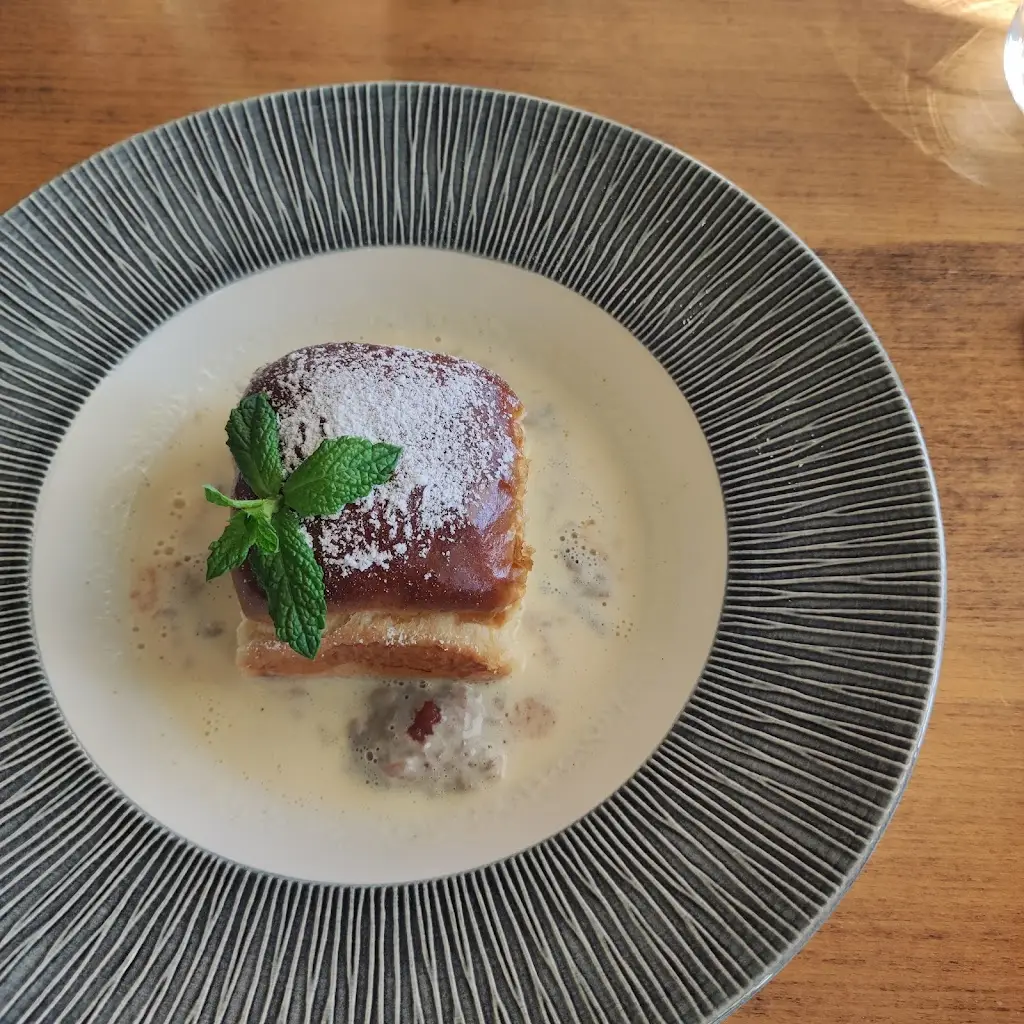 Lucia Vaculova_La Terasa_Mníšek_review