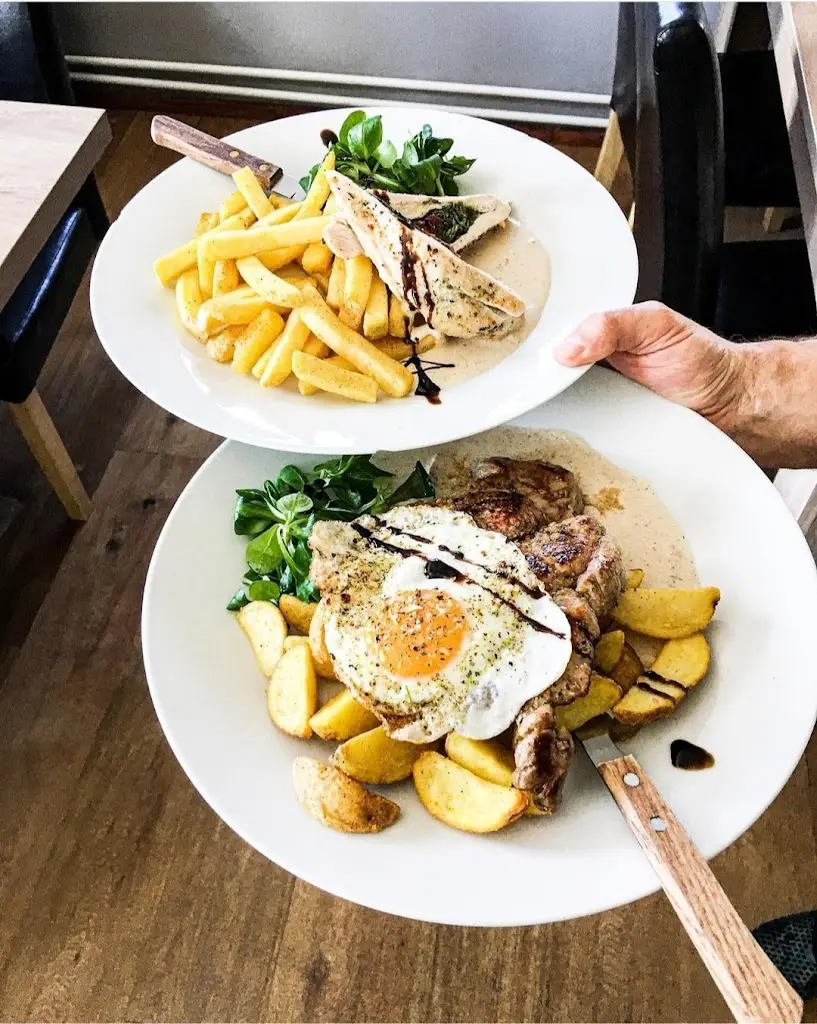 RESTAURACE Mlýn 62_Mníšek_slider_image_2