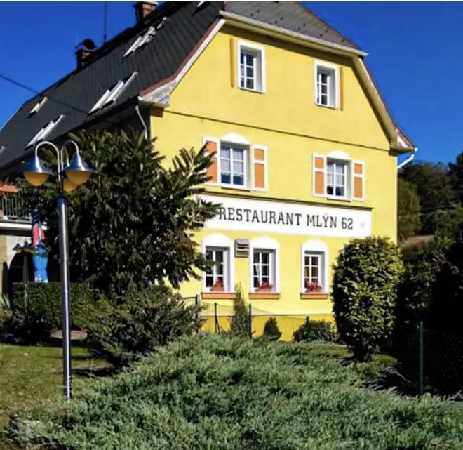 RESTAURACE Mlýn 62_Mníšek_slider_image_3