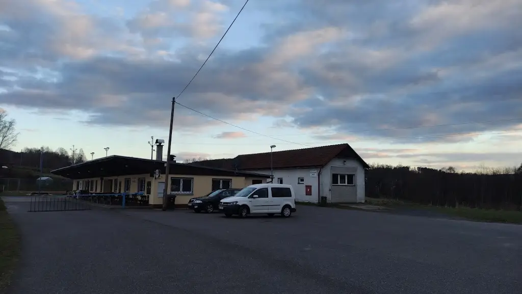 Hospůdka na hřišti_Mníšek_slider_image_2