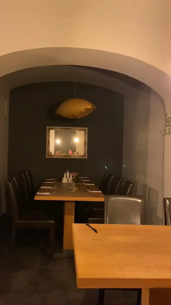 Restaurace Kamenný dům Liberec Letní terasa_Okres Liberec_slider_image_2