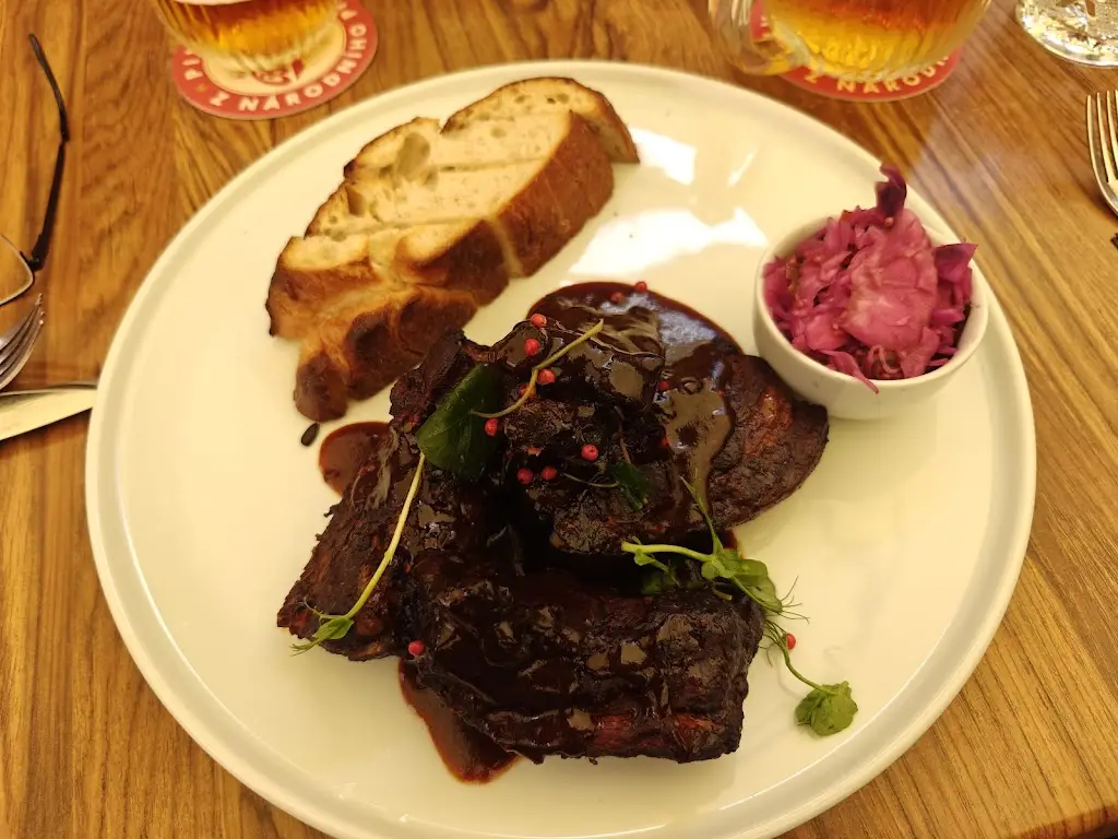 Dusan Mojzis_Restaurace nejen DVOREK_Ohrazenice_review