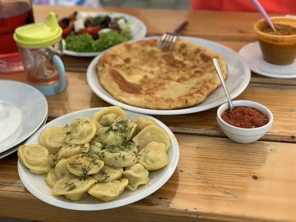 Renata Ouředníková_Hostinec na Farmě_Ohrazenice_review