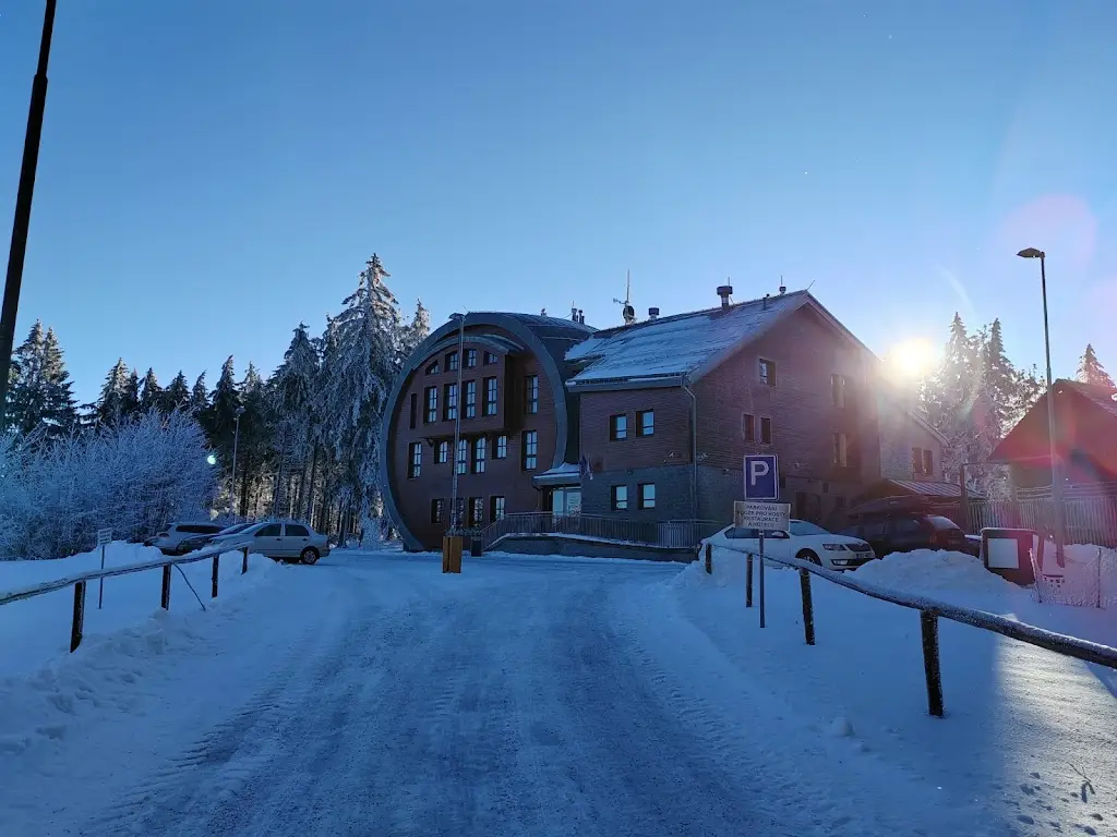 Florin Pene_Giant Barrel Restaurant_Ohrazenice_review