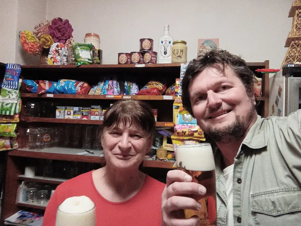 Jiri Tvrznik_Hostinec U Irenky_Ohrazenice_recensione