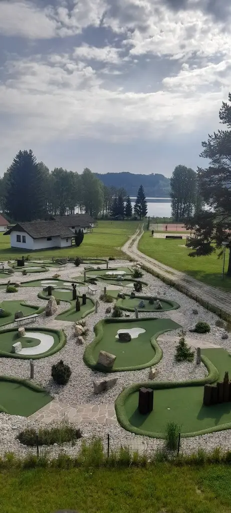 MARTA BRABENCOVÁ_Horni Planá, Olšina_Horní Planá_review