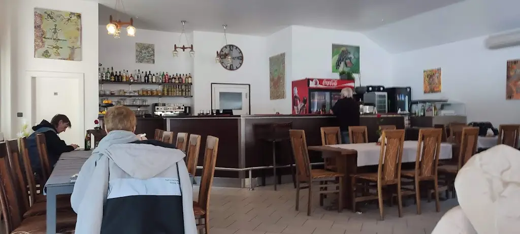 Lázeňská restaurace restaurant in Osečná