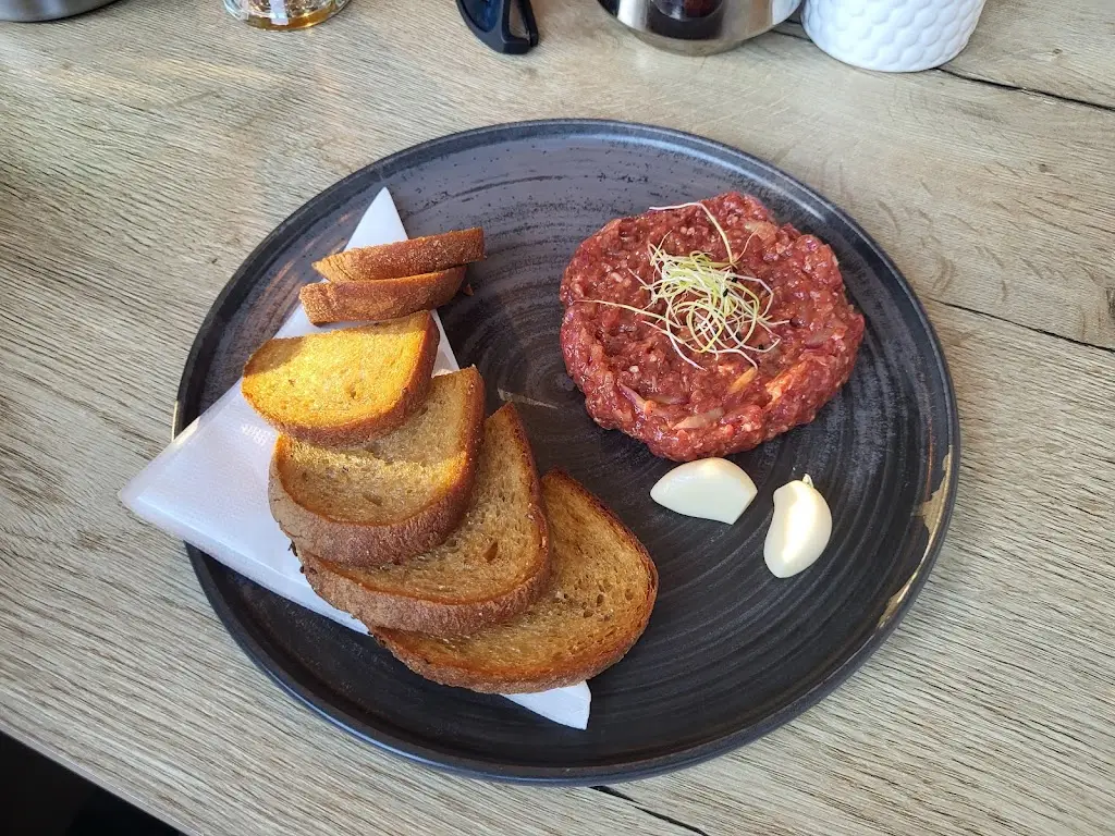 Christoph Schwinghammer (Schwingi)_Restaurant penzion Sen_Horní Planá_review