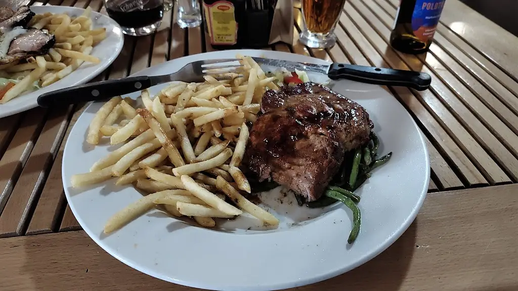 Restaurace v pivovaru_Okres Semily_slider_image_3