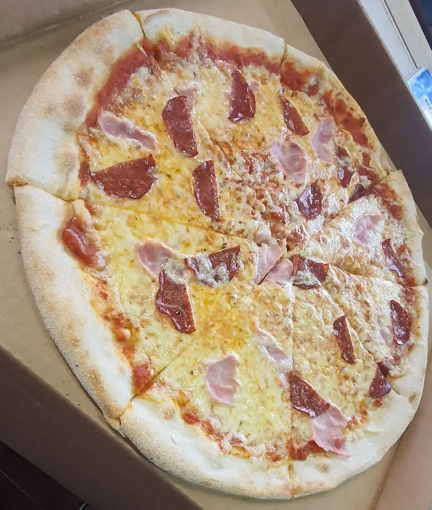 Istanbul Kebab Semily_Okres Semily_slider_image_3