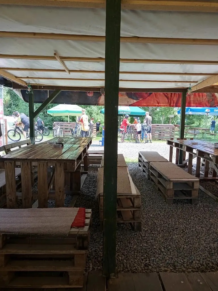 Kristýna Vacardová_VM občerstvení Na Písečáku_Příšovice_review