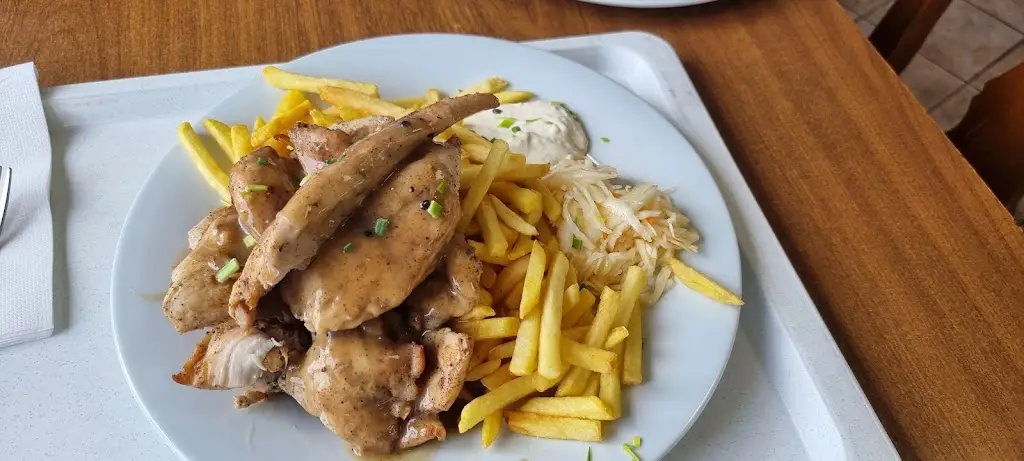 Josef Endrych_Restaurace Kontakt_Příšovice_review