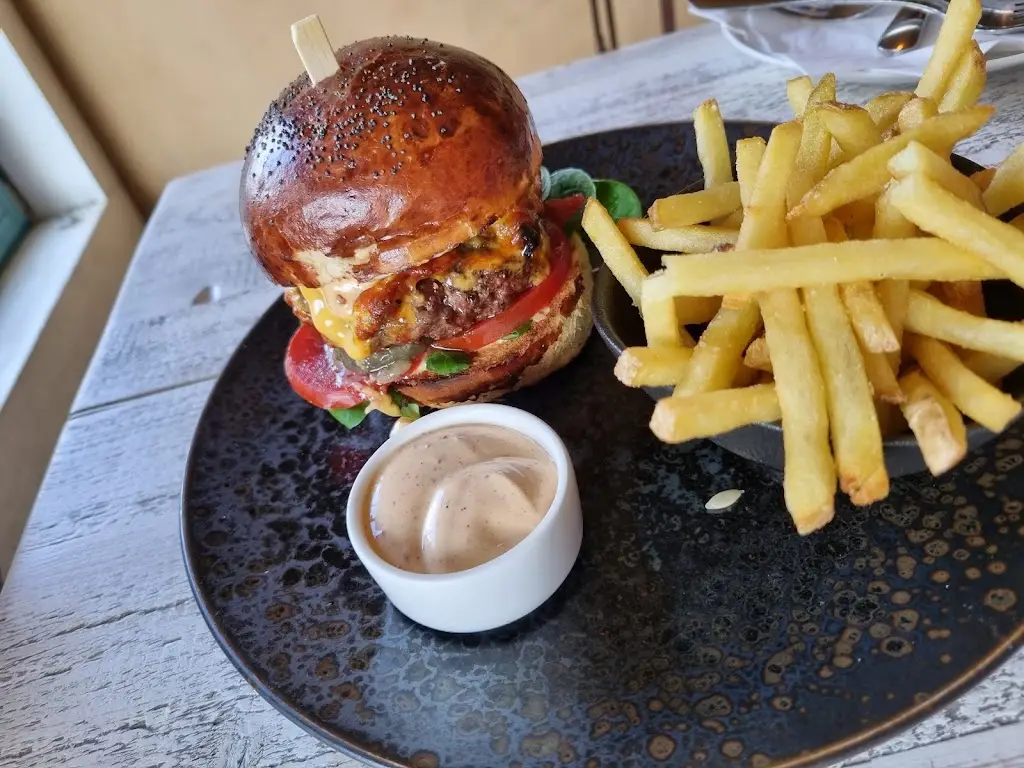 Maciej Kisiel_Frýdštejn Smithy resort_Příšovice_review