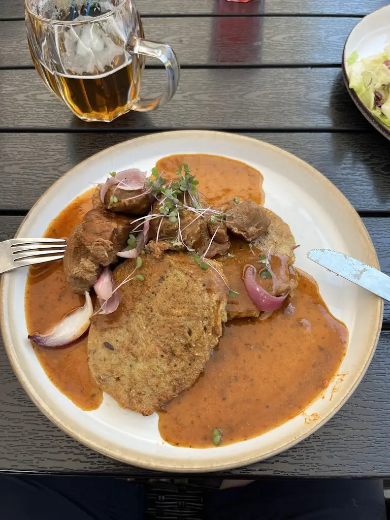 Milan Rehak_Ábelův mlýn_Příšovice_review