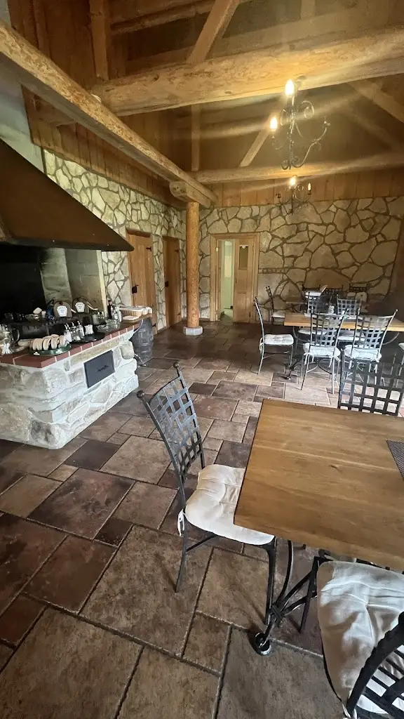 Restaurace Camping Karlovy Dvory II_Horní Planá_slider_image_1