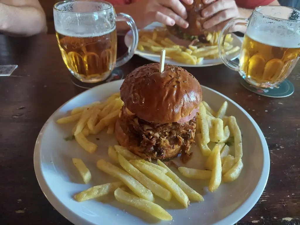 Koba Grrr_Tatáž Pakáž Liberec_Stráž nad Nisou_review