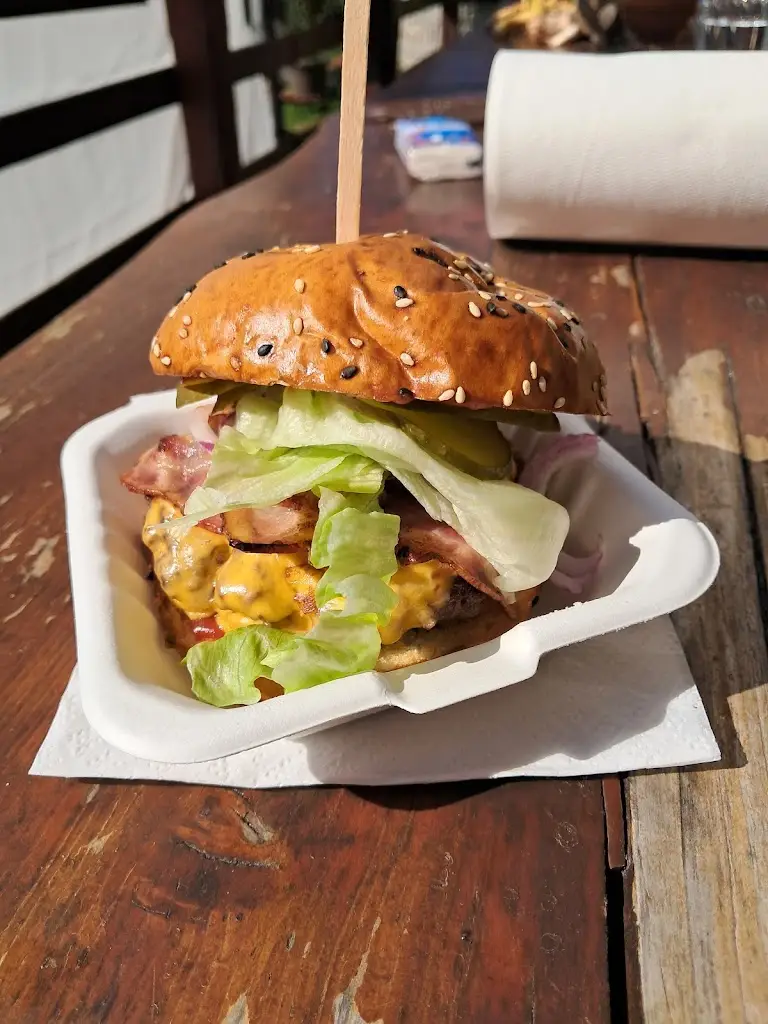 Denisa Čurillová_Fat Cow_Smržovka_review